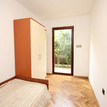 With A Parking Space - 7904 Апартаменты